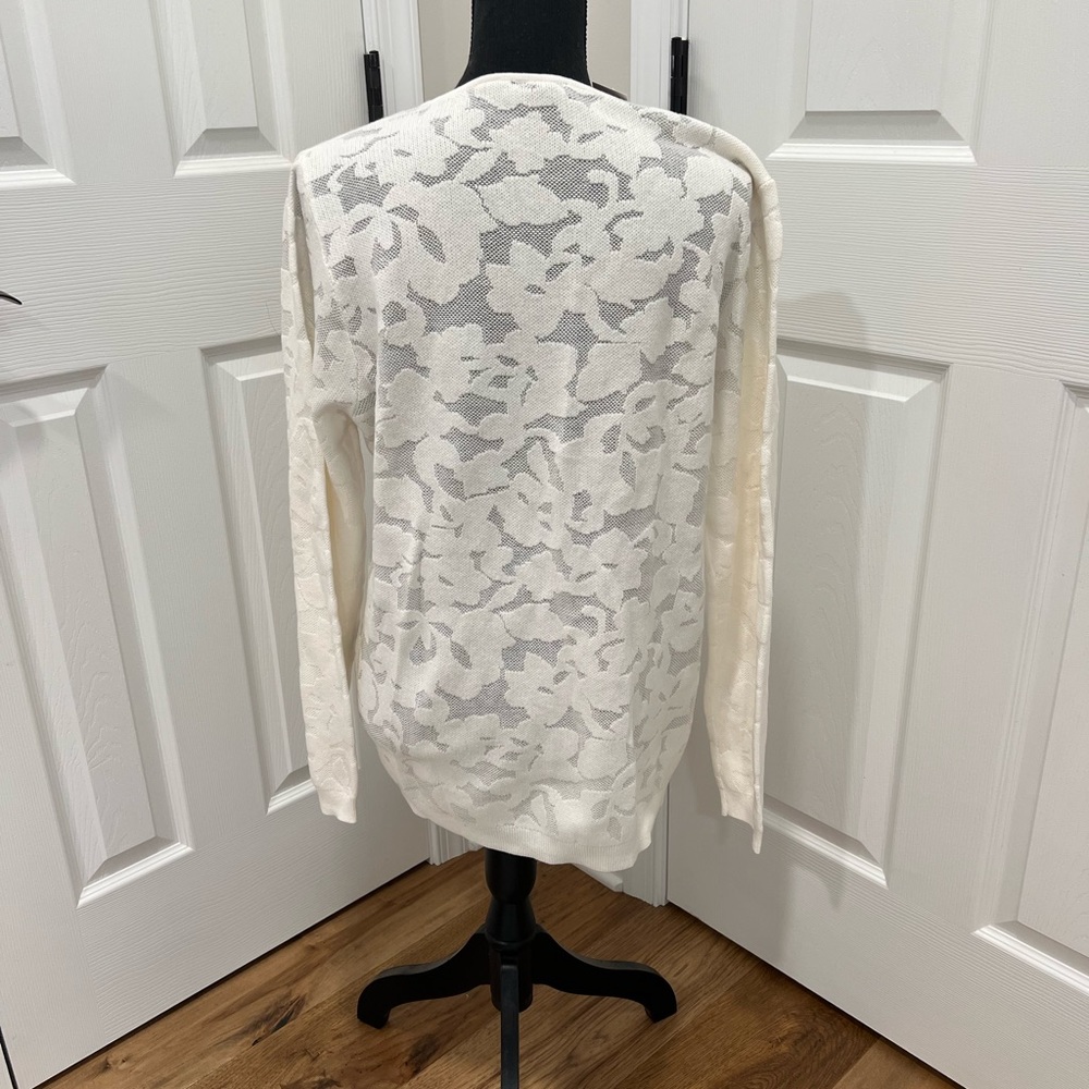 Gorgeous Ann Taylor Factory Long-Sleeve White Lightweight Sweater Size XL *NWT* - Picture 4 of 8